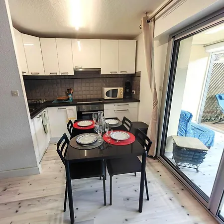 Apartamento Spacieux T2 Climatise Avec Parking, Terrasse Et Wi-fi - Fr-1-607-205