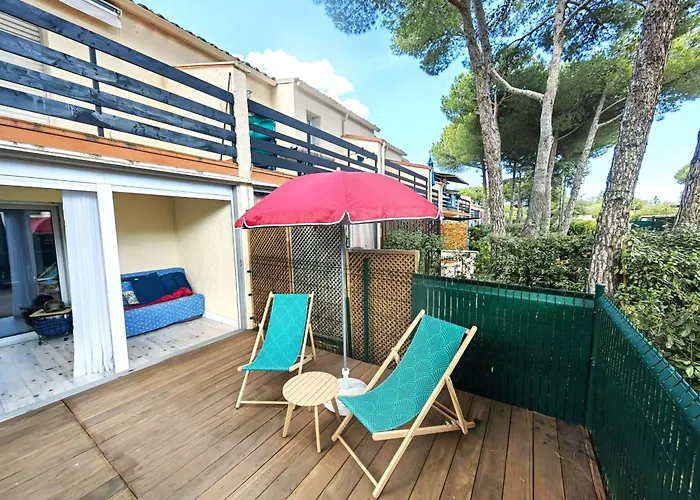 Lägenhet Spacieux T2 Climatise Avec Parking, Terrasse Et Wi-fi - Fr-1-607-205 *