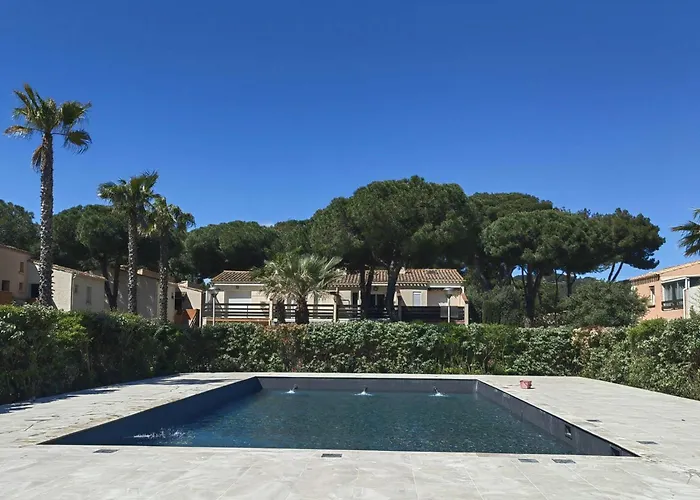Spacieux T2 Climatise Avec Parking, Terrasse Et Wi-fi - Fr-1-607-205 * Agde